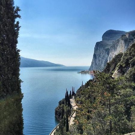 Villa Linfano Torbole Sul Garda Екстериор снимка