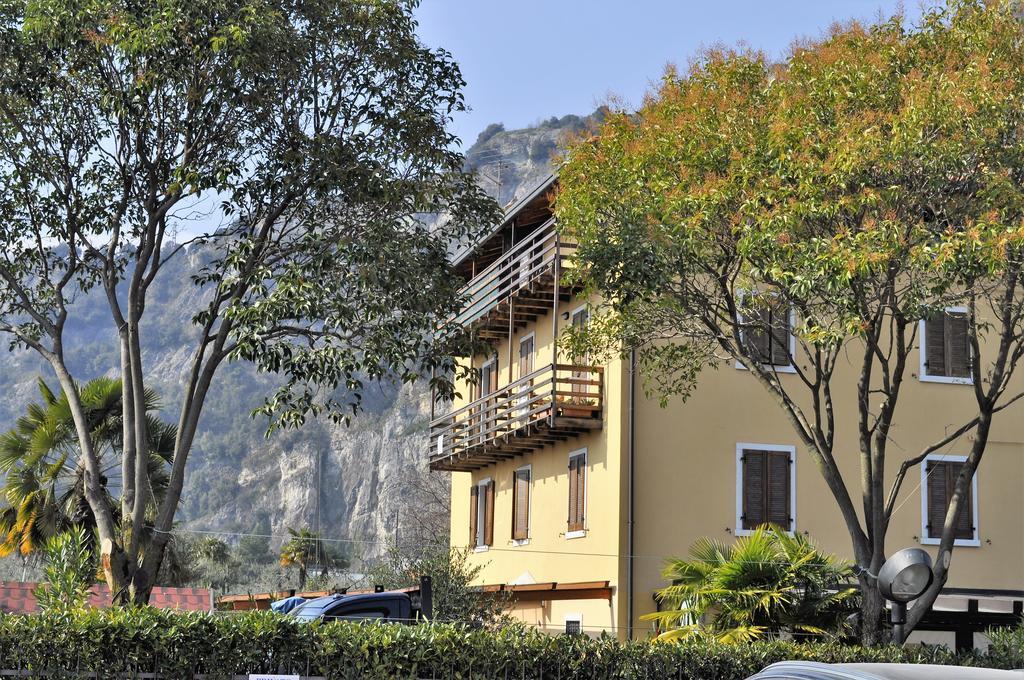 Villa Linfano Torbole Sul Garda Екстериор снимка